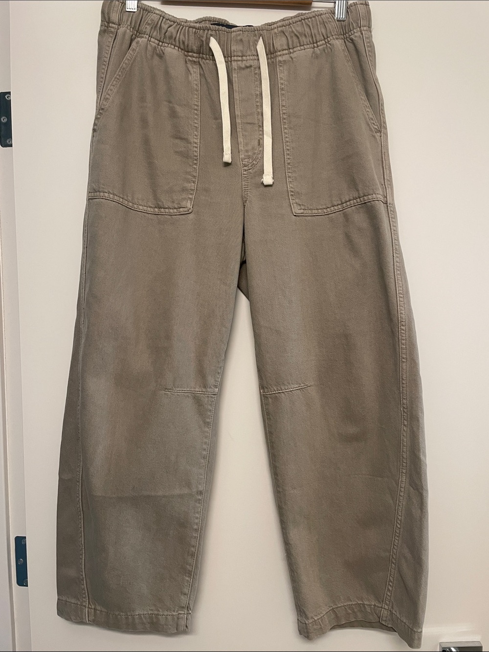 GAP pull-on barrel pants